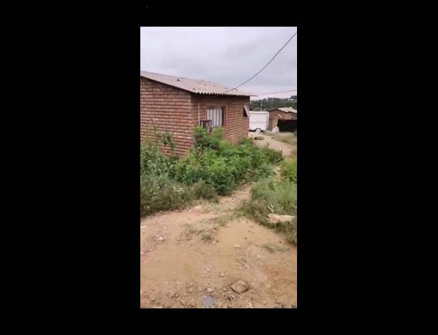 2 BEDROOM HOUSE FOR SALE IN COSMO CITY